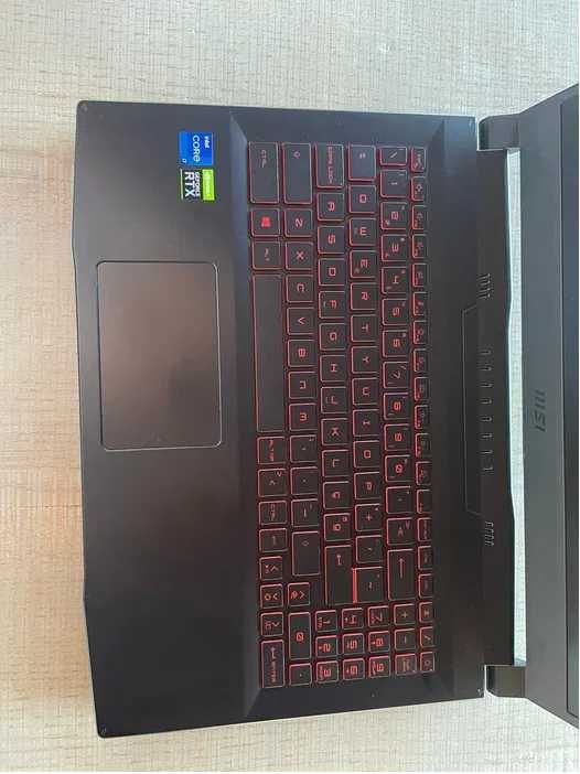 Portatil gaming MSI Katana GF66 como novo