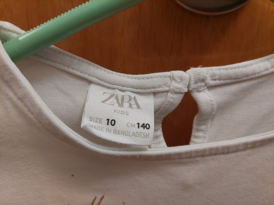 T-shirt manga comprida Zara