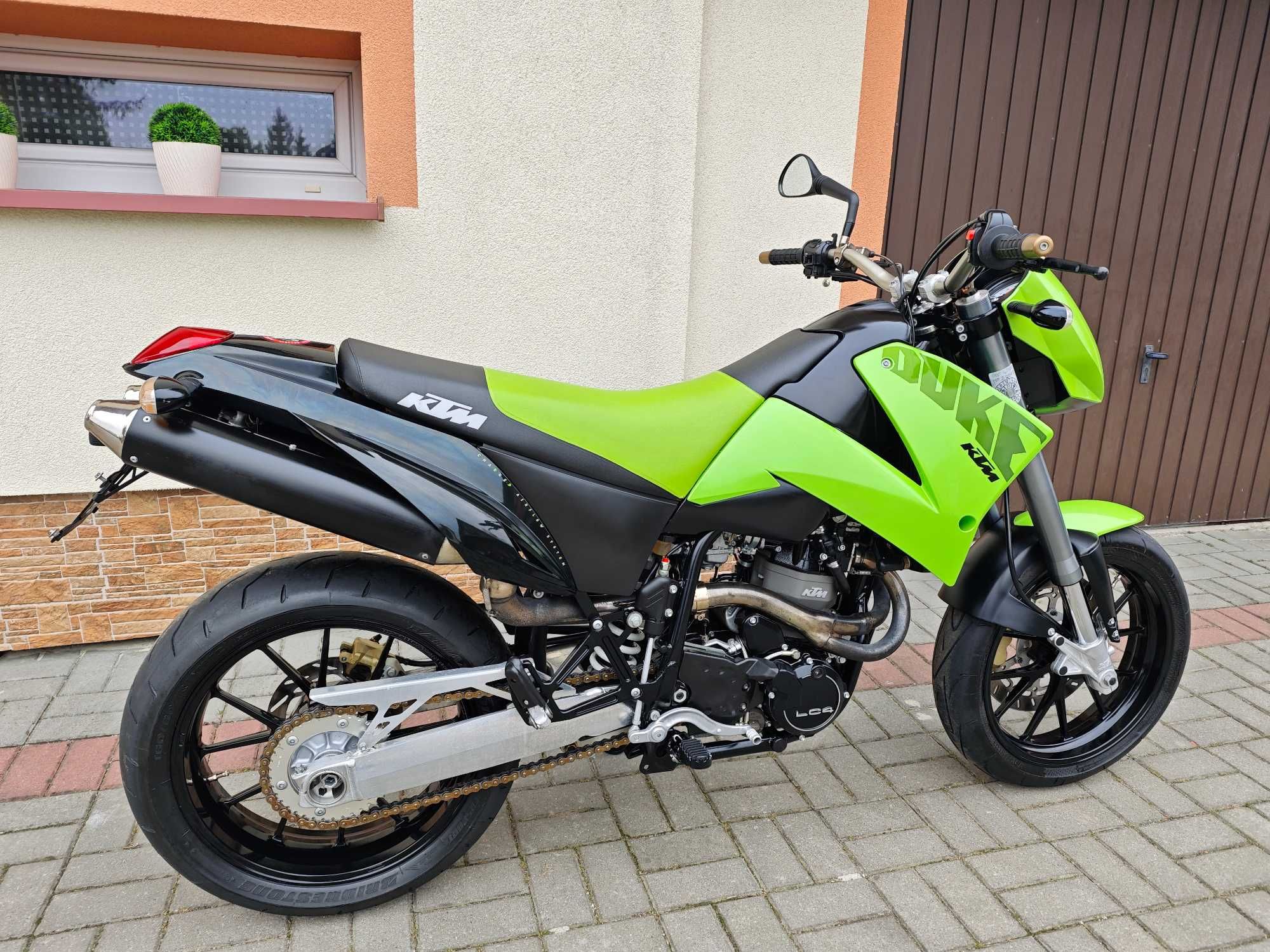 KTM 640 LC4 DUKE II Lime Green Limited Edition Supermoto
