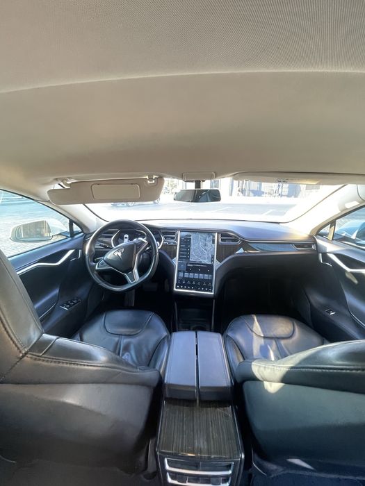 Tesla model S новая батарея новый мотор