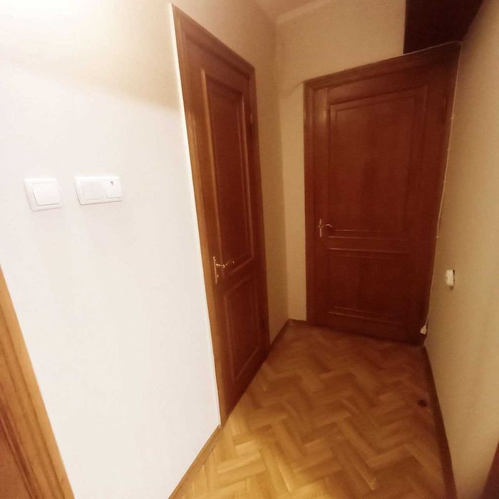 Продам 2х комнатную чешку  хорошем состоянии.