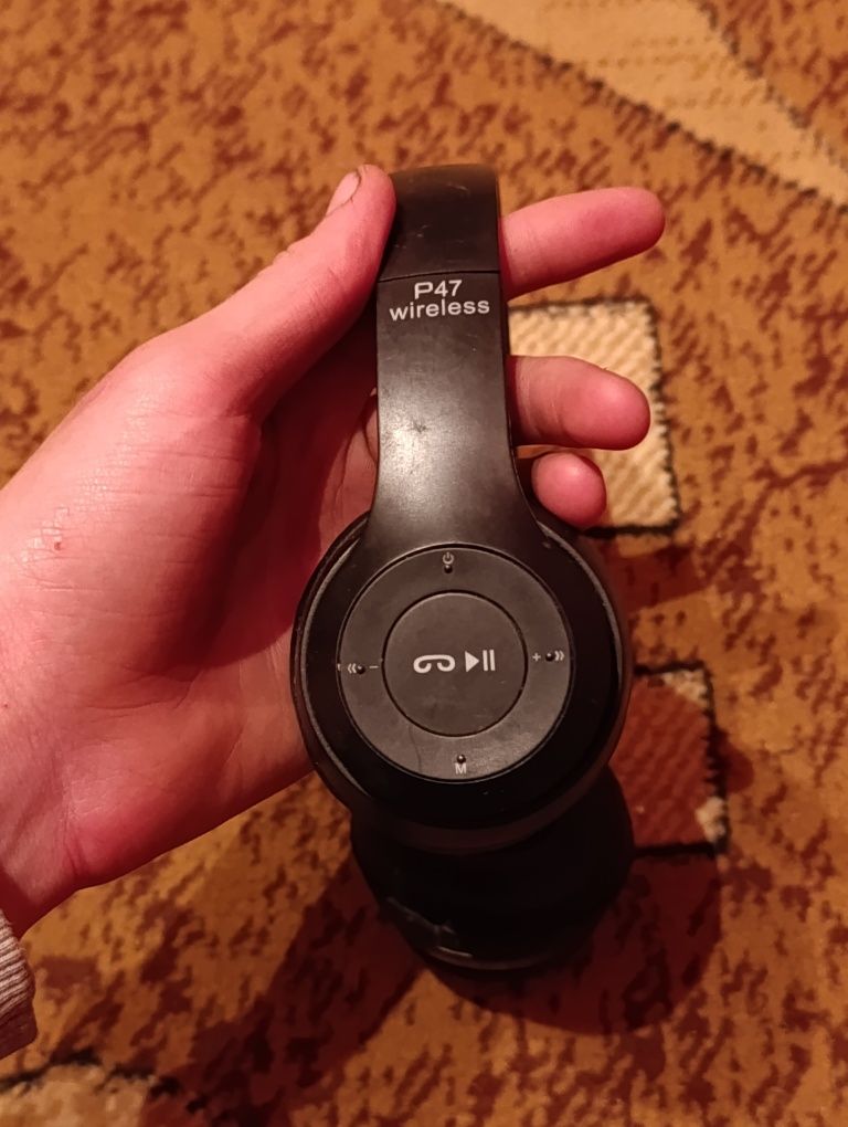 Продам наушники.