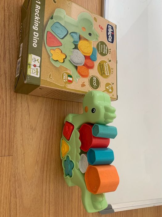 Brinquedo chicco encaixe