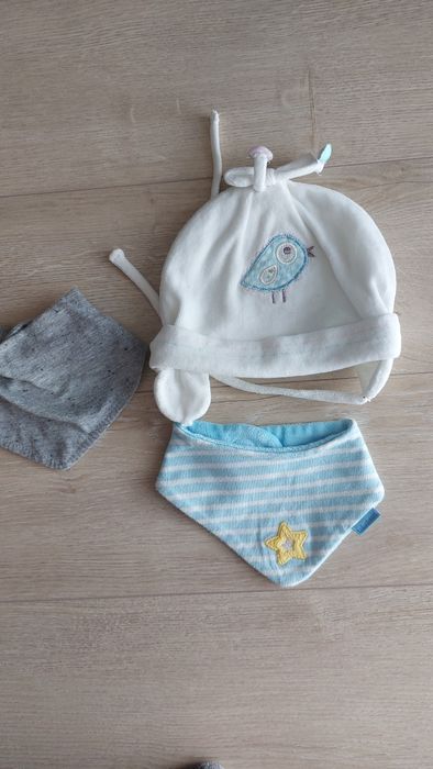 Komplet jesienny czapka I chustka H&M