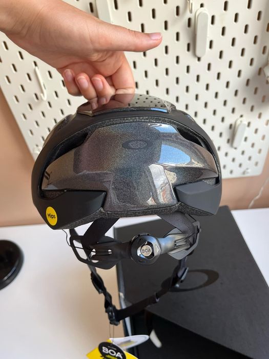 Велошолом Oakley ARO5 mips M, шолом велосипедний