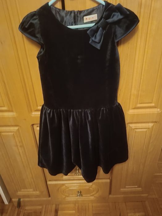 Sukienka welurowa granatowa 128