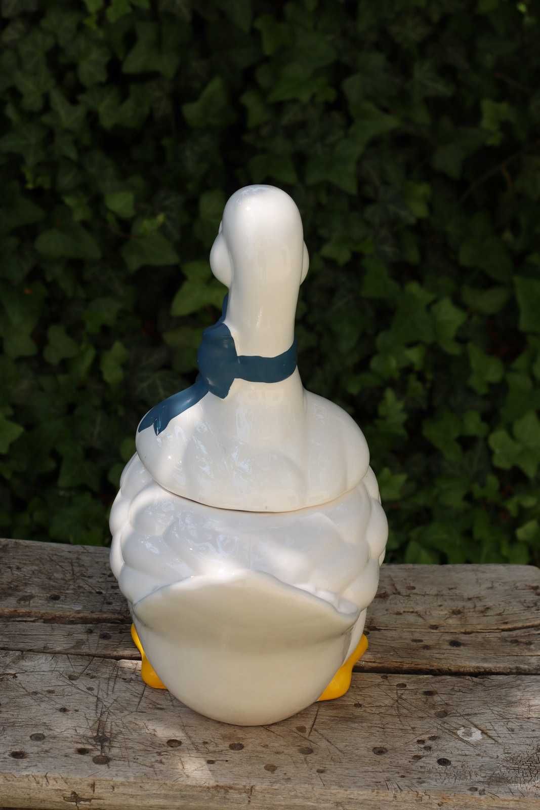 Ceramiczny pojemnik Gęś