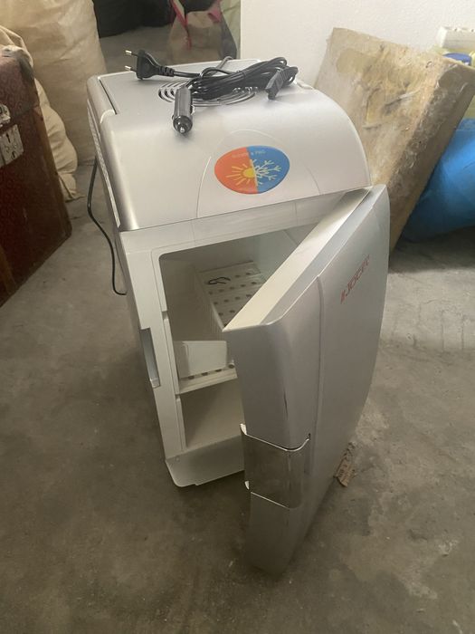 Mini Frigorifico com adaptador isqueiro