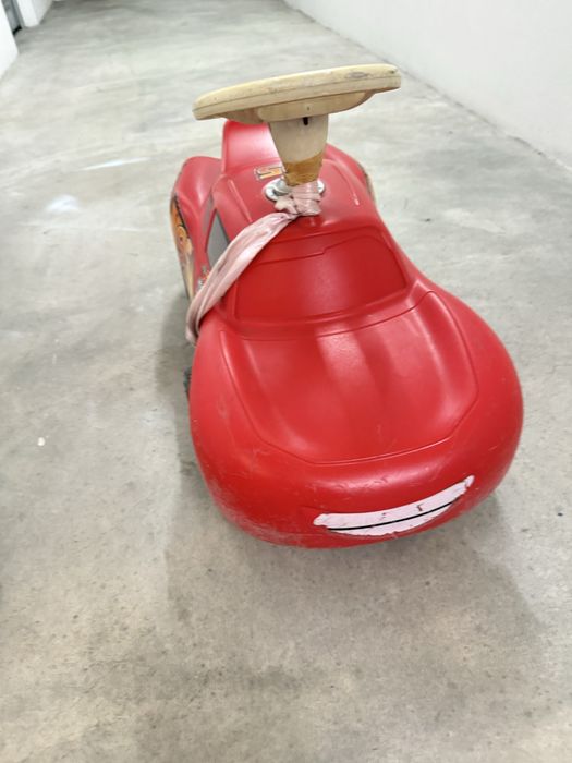 Carro para criança brincar do McQueen