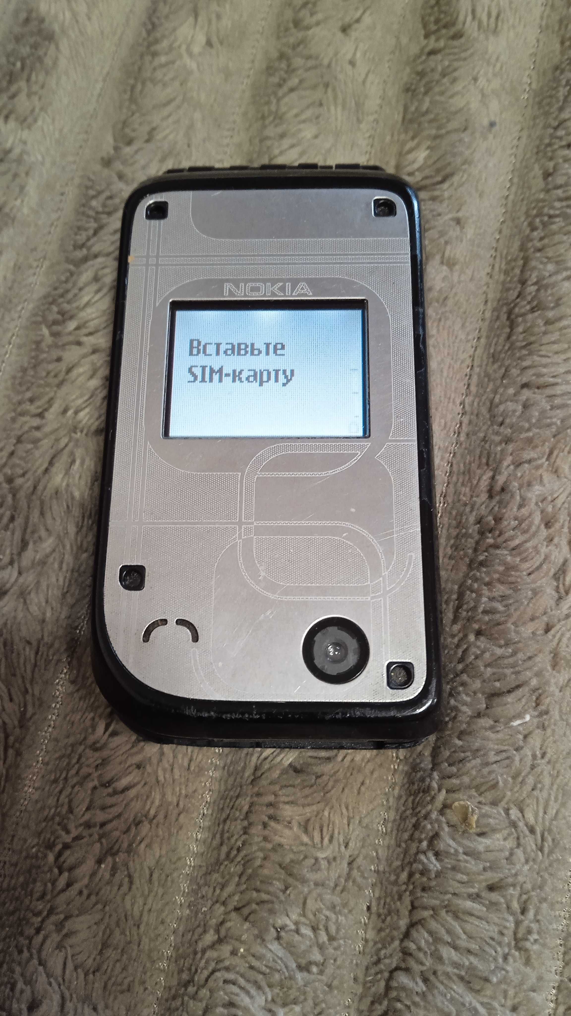 Мобильный телефон Nokia 7270 (Рабочий)