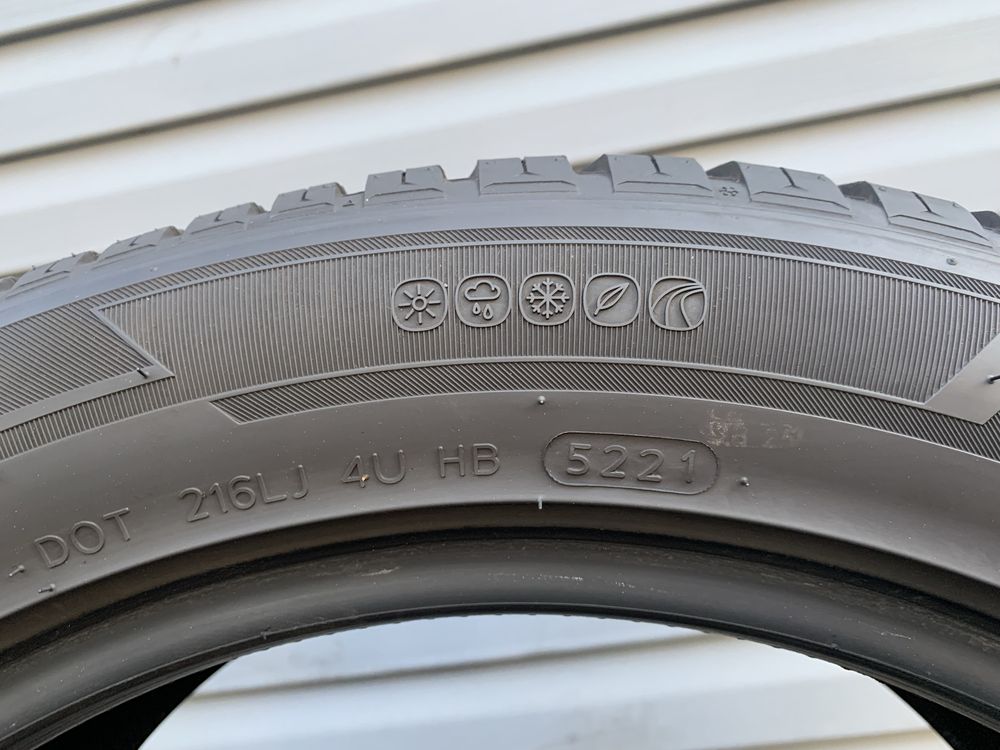 Комплект всесезонних шин Hankook 235/50 R18 Kinergy 4S2 4-Seasons
