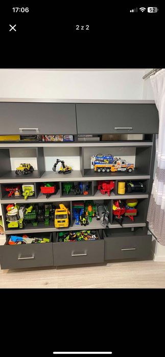 Sprzedam solidny regał