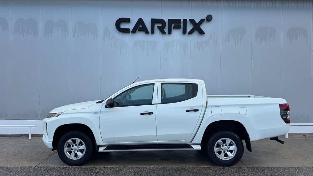 Mitsubishi L-200 Cabine dupla 2WD