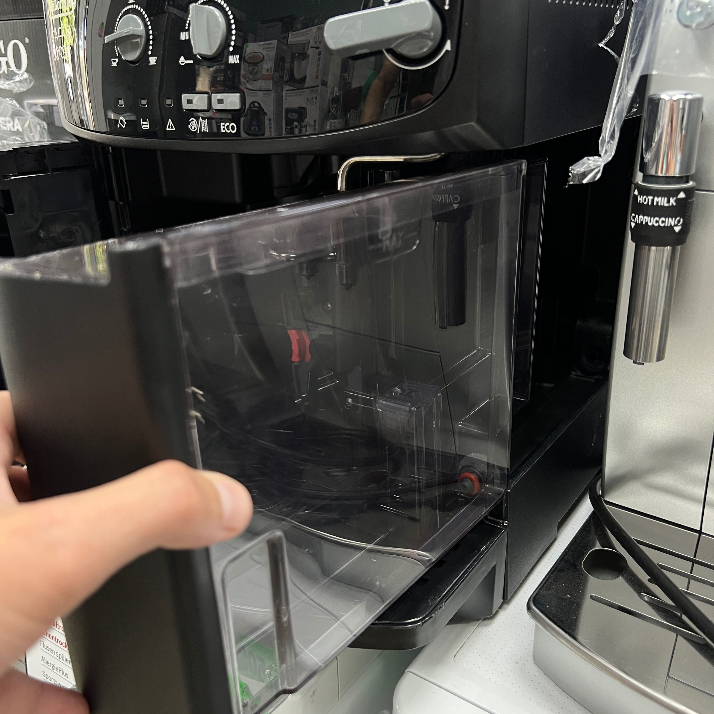 Кавомашини DeLonghi ESAM 2600 / Кофемашины (3шт., різні моделі)