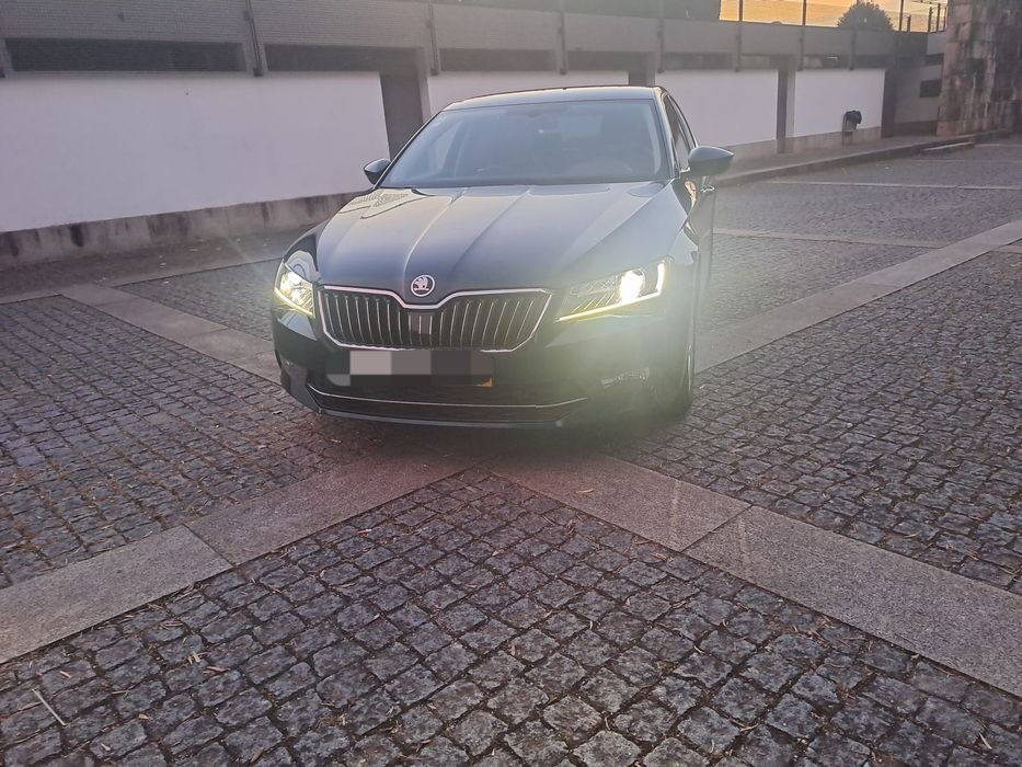 Skoda Superb 2.0 de 190 Cv 145 mil km