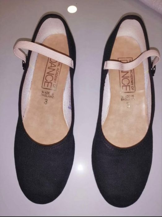 Sapatos ballet caracter