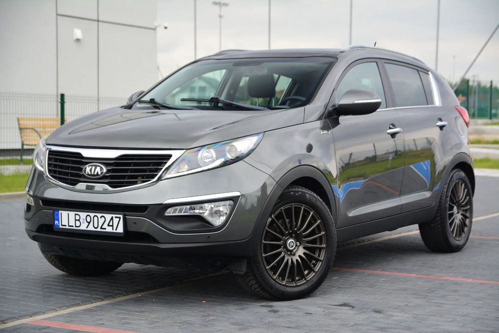 Kia Sportage Bezwypadkowa, Oryginalny Lakier, Nowa dwumasa, Panorama, Skóra, Navi