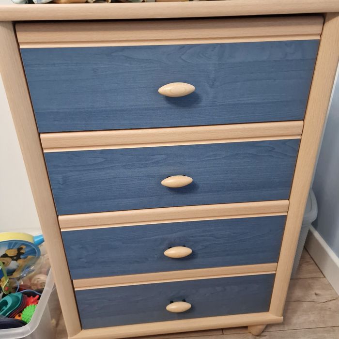 Zestaw mebli do pokoju dziecka uzywany