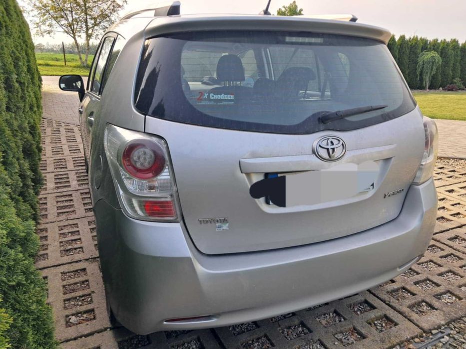 Toyota VERSO 2.0 D4D 2010r