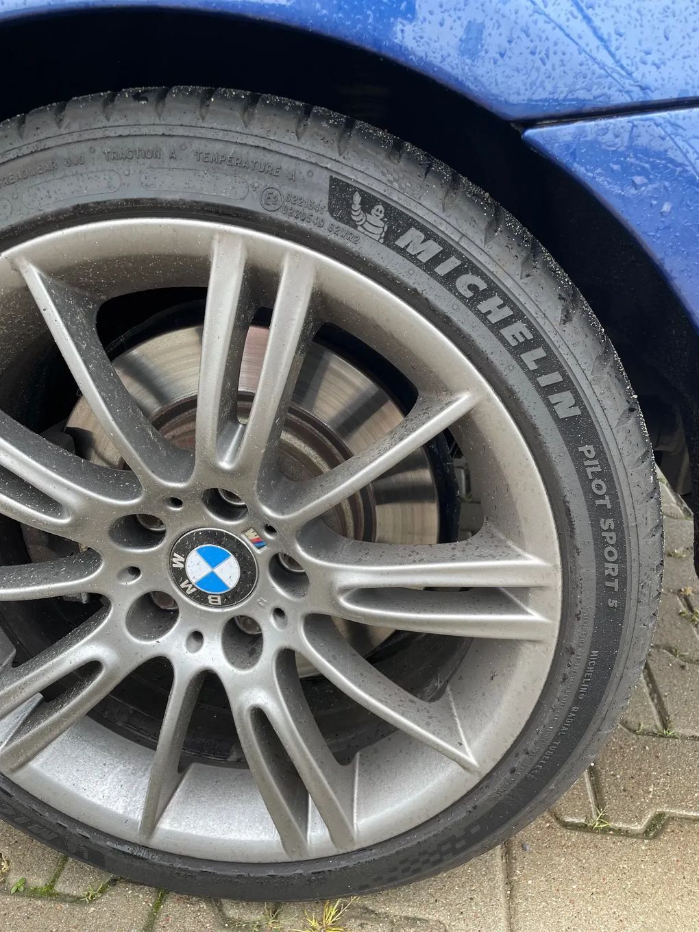 BMW Seria 3 BMW e90 330d