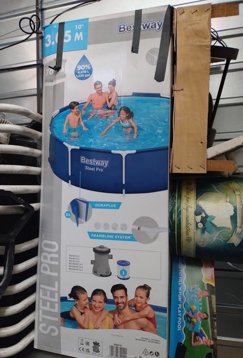 Basen nowy, nie rozpakowany