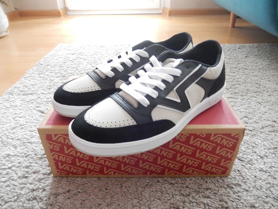 nowe męskie buty Vans Lowland CC rozmiar 44,5 (29 cm)