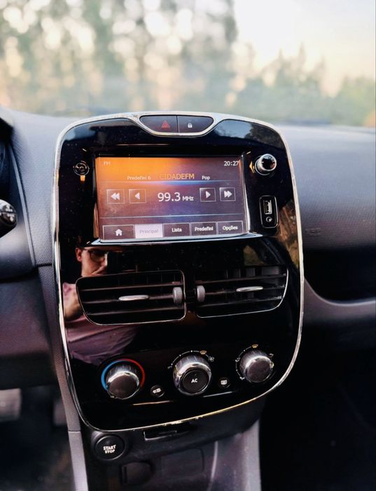 Renault clio 1.5 DCI Desde 134 € Mês