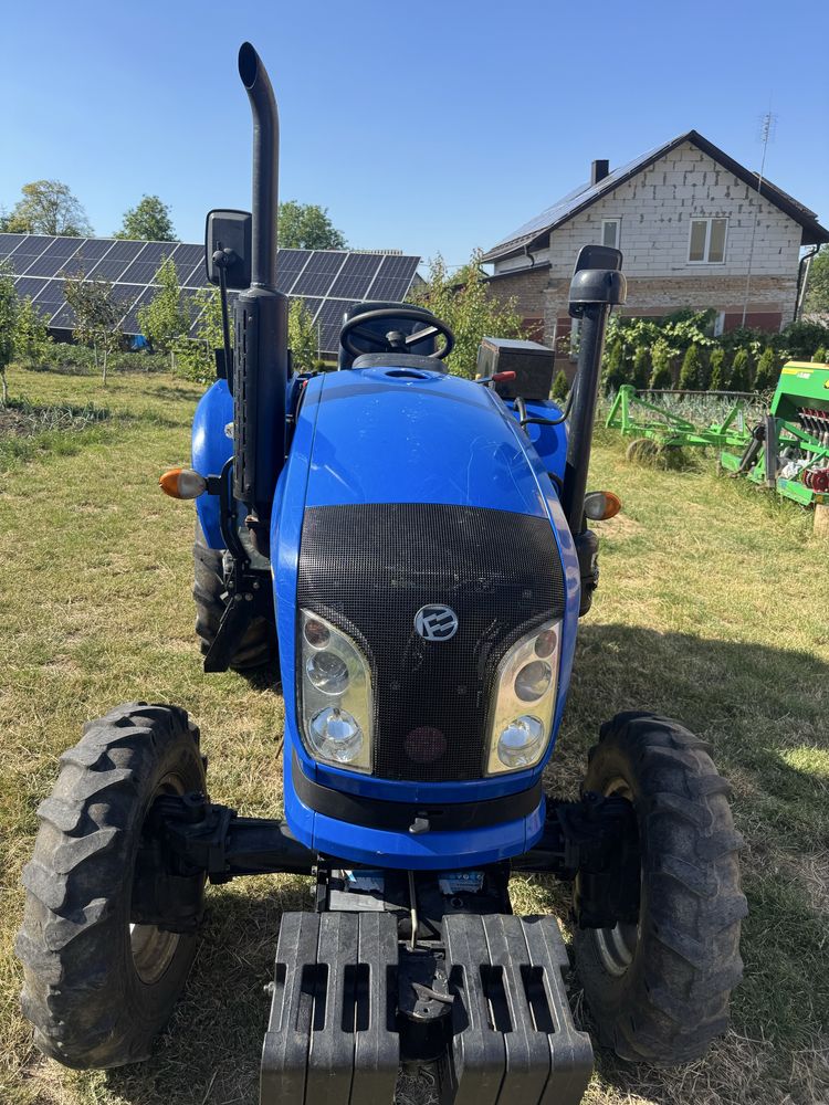 Трактор DONGFENG DF-404G2