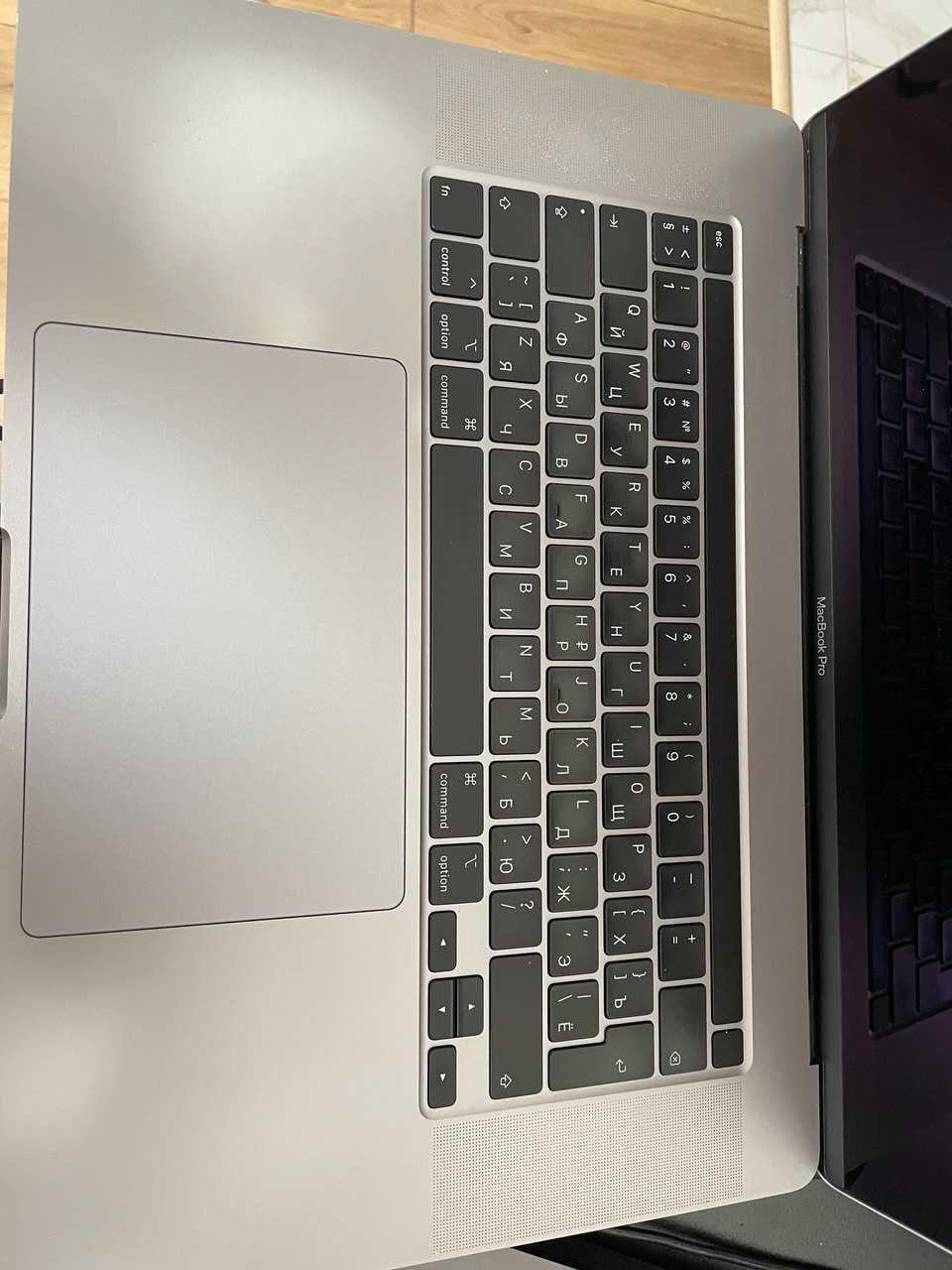 MacBook Pro 16" 2019 i7/16/512