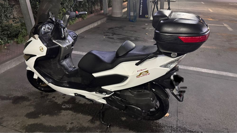 Vendo DAELIM SV 250