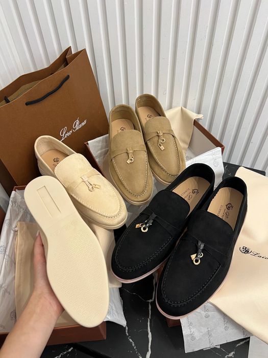 Жіночі лофери Loro Piana