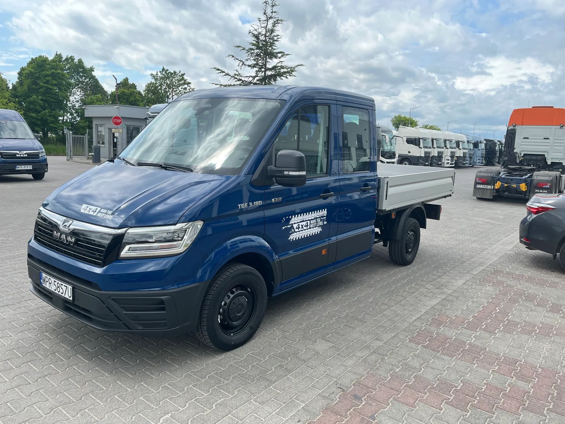 MAN TGE 3.180 4X4 SB  MAN TGE Next Level - dostępny od ręki