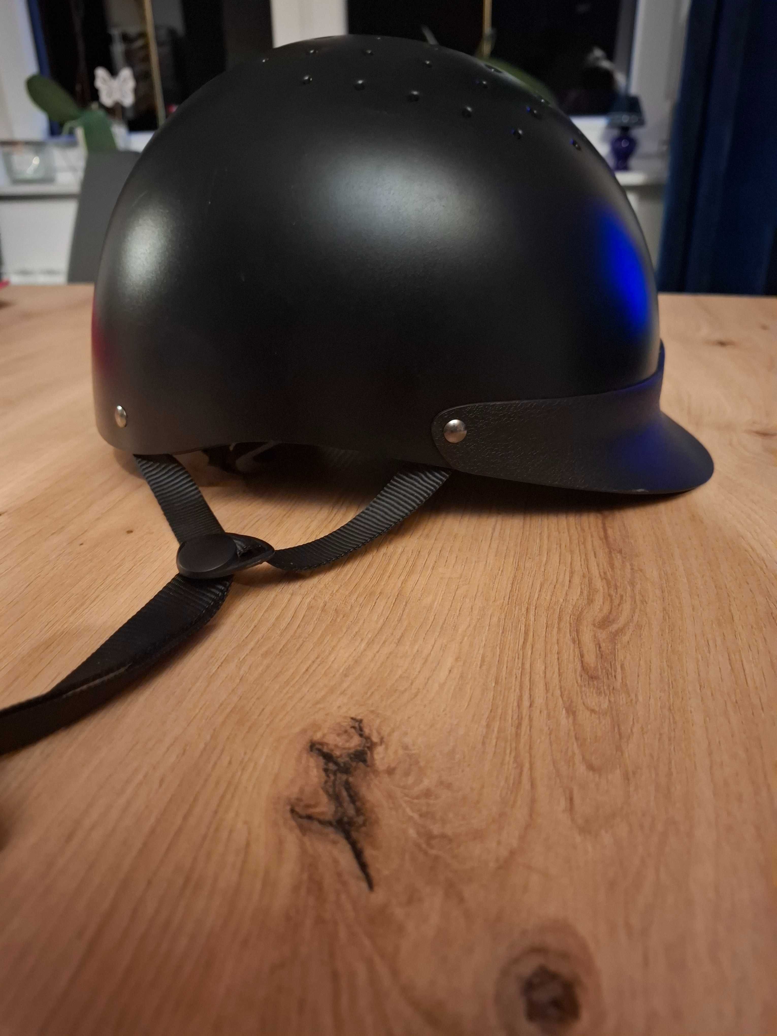 Kask do jazdy konnej