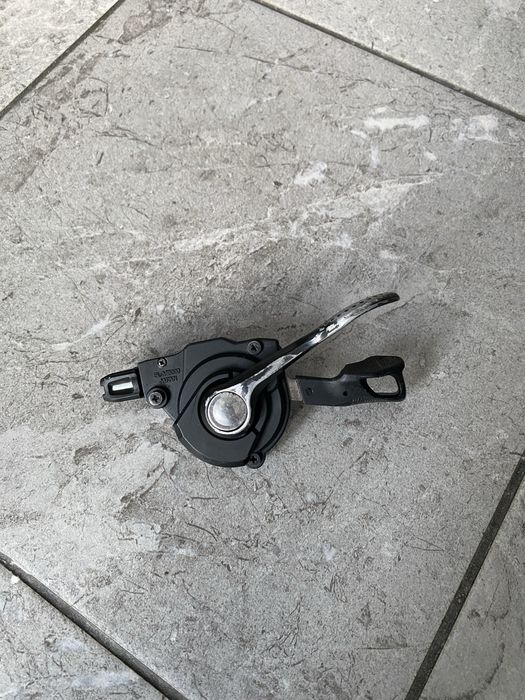 Manetka shimano deore xt SL-M8000 (11 biegów) prawa