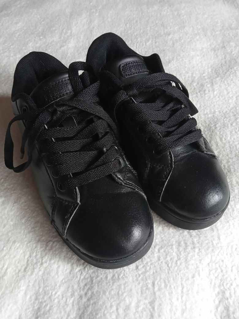Buty sportowe sznurowane dla dziewczynki czarne 33