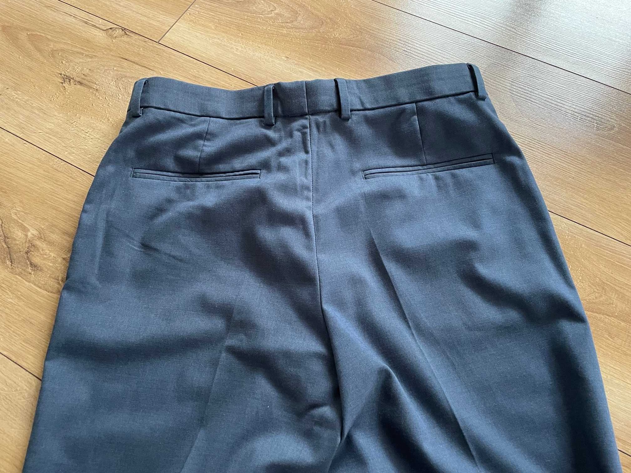 Spodnie garniturowe Slim Fit H&M