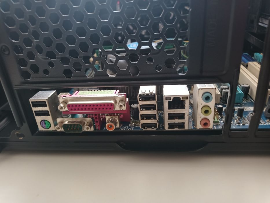 Płyta główna Gigabyte GA-P55-US3L procesor Intel i3-530 RAM 8 gb