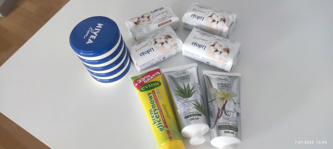 Zestaw kremów i mydla