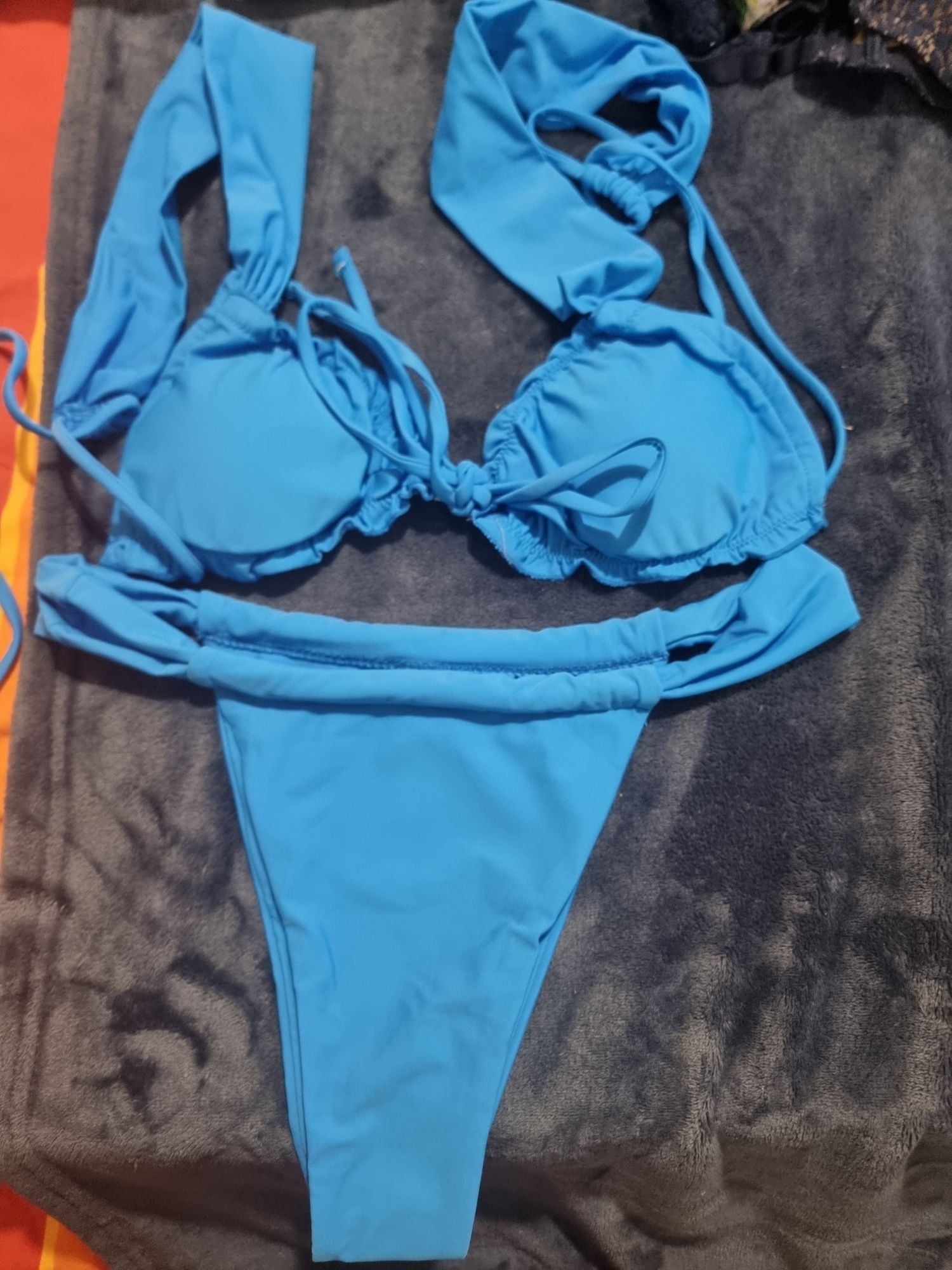 Biquíni azul novo