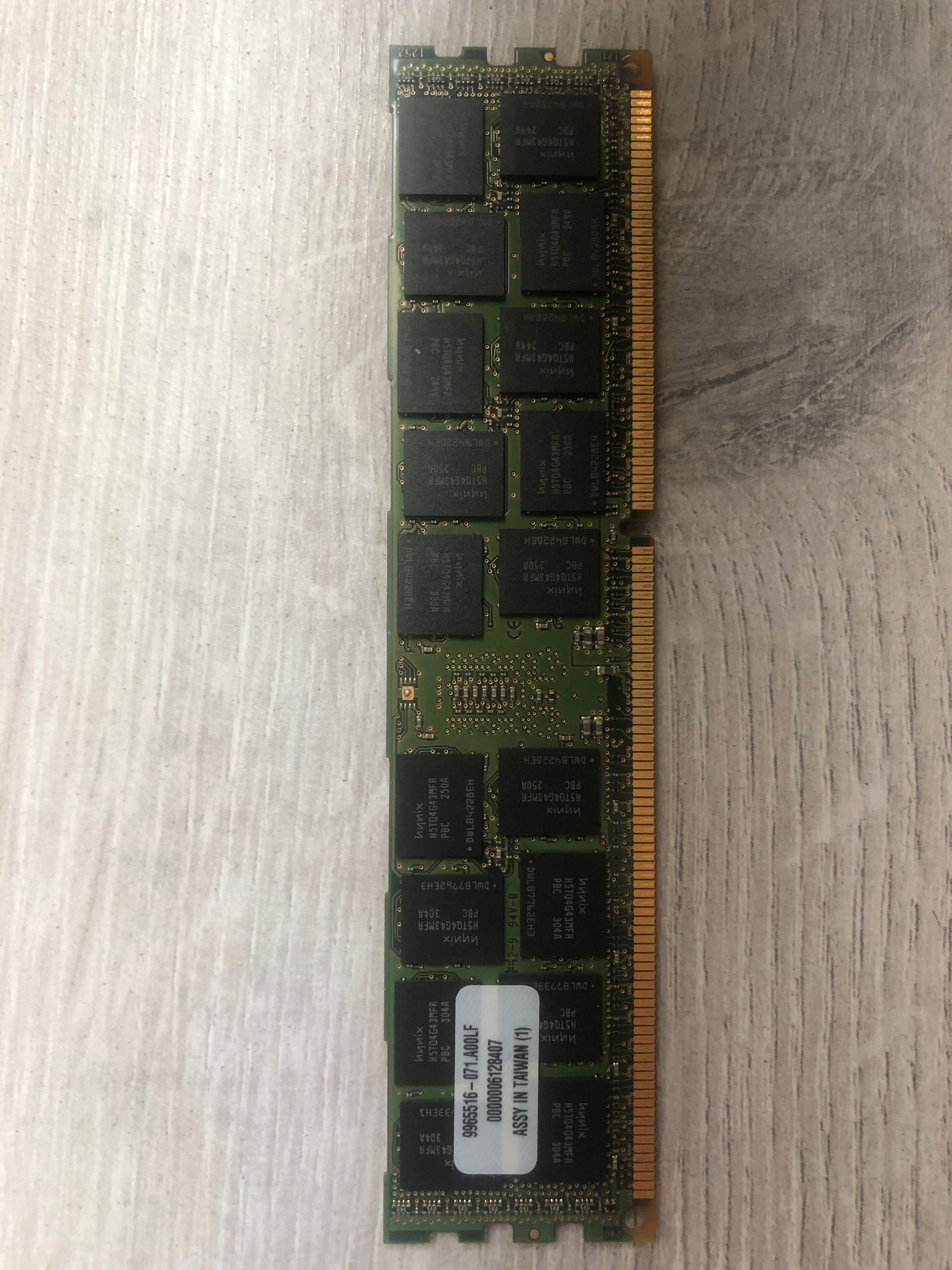 Kingston Для серверов 16 GB DDR3 1600 MHz KVR16R11D4/16