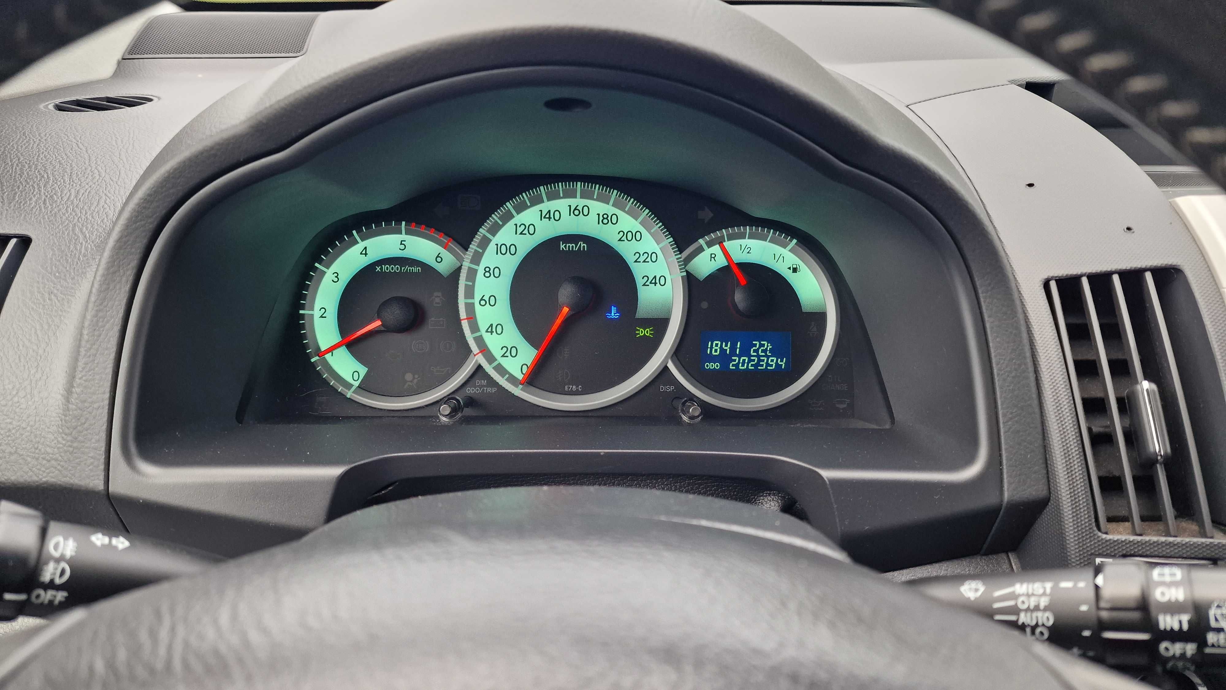 Toyota Corolla VERSO 2 osobowy, 2,2 D-CAT dostawczy - Kangoo, Berlingo