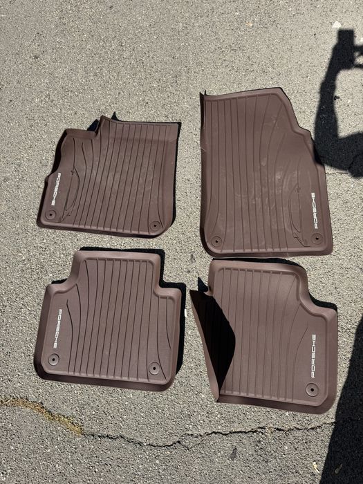 Оригінальні резинові коврики Porsche Cayenne 2019-2025