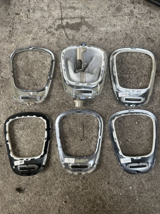 Дкклративна накладка, рамка кпп Renault Scenik 3 09-15р