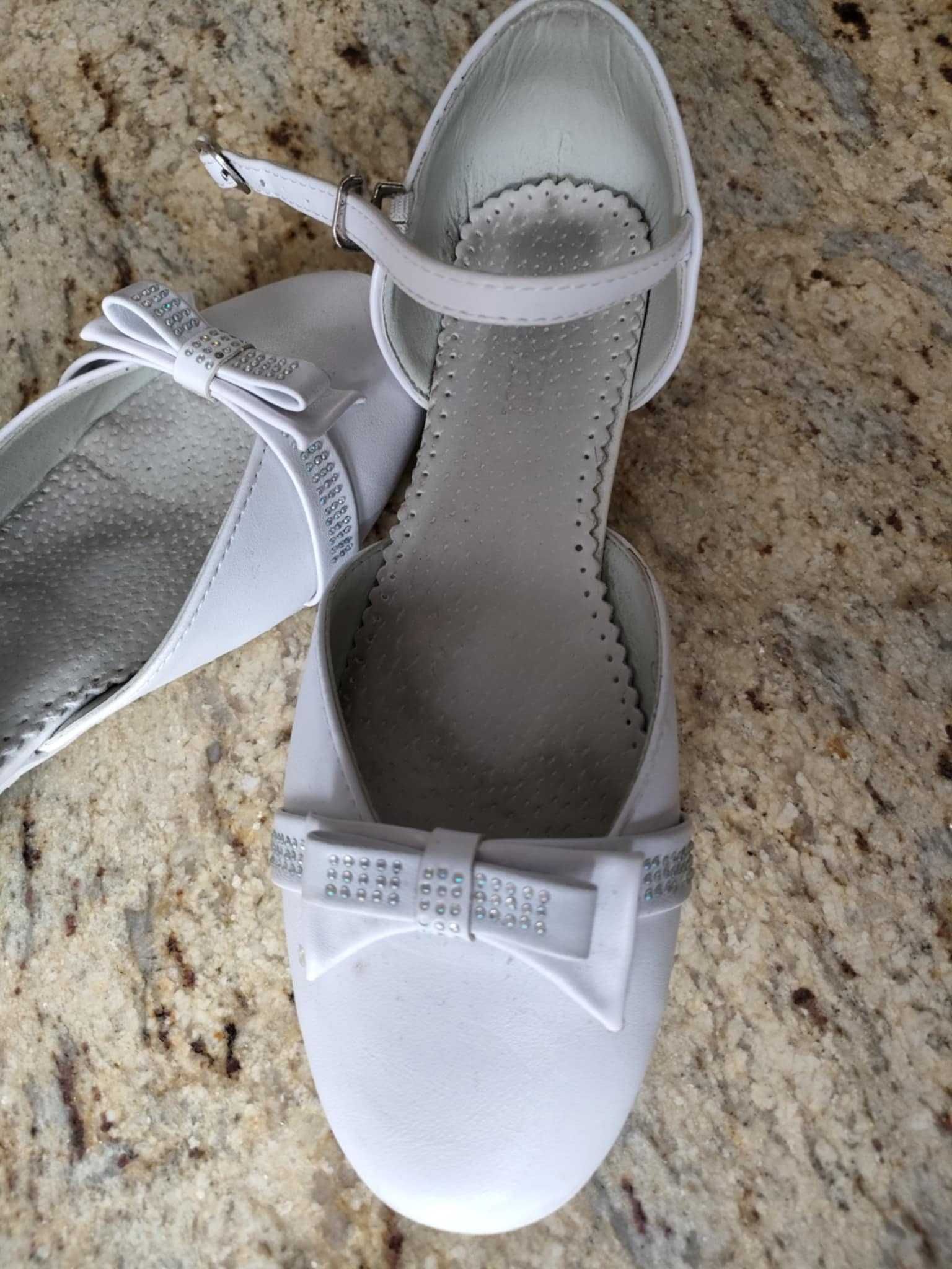 Buty białe komunia, wesele rozmiar 34