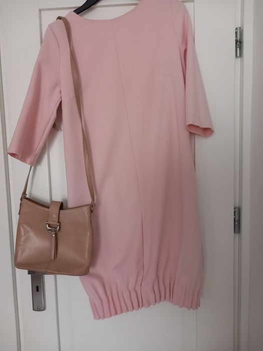 Różowa sukienka rozmiar 38