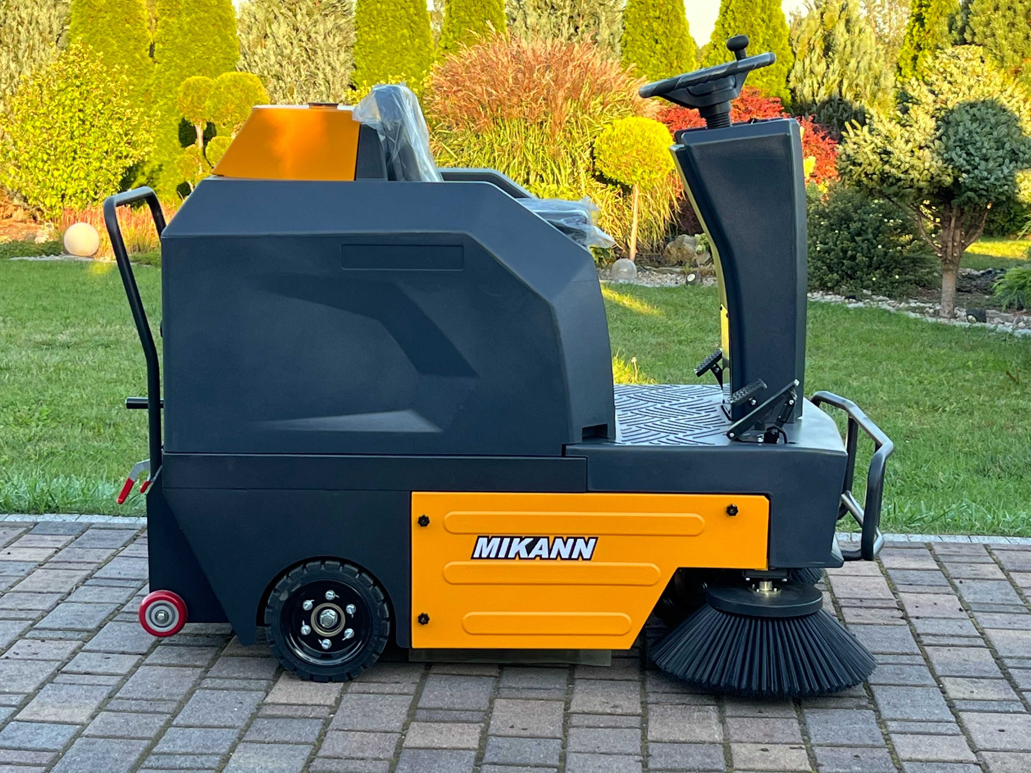 Zamiatarka Samojezdna, Mikann ME125,Karcher, Hako Japan Trak, RATY 0%