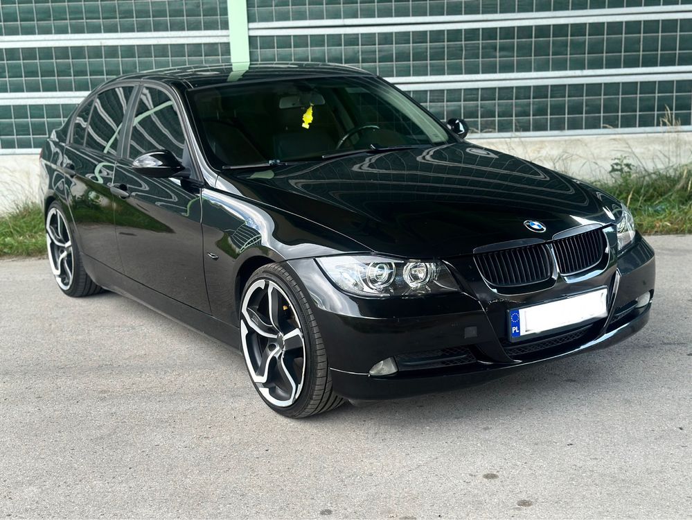 Bmw e90 2.0d 200KM Xenon, skóry, szyberdach Felga 19 cali