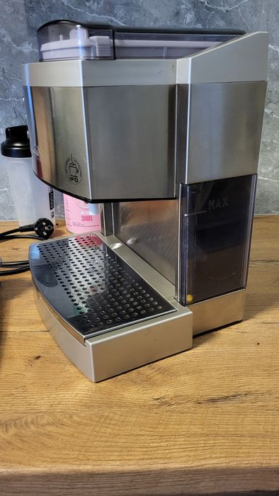 Ekspres do kawy Delonghi EC750