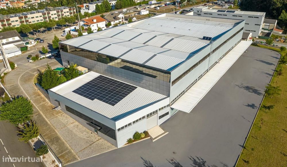 Arrendamento De Pavilhão Industrial – 2000 M² | Escapães Smf