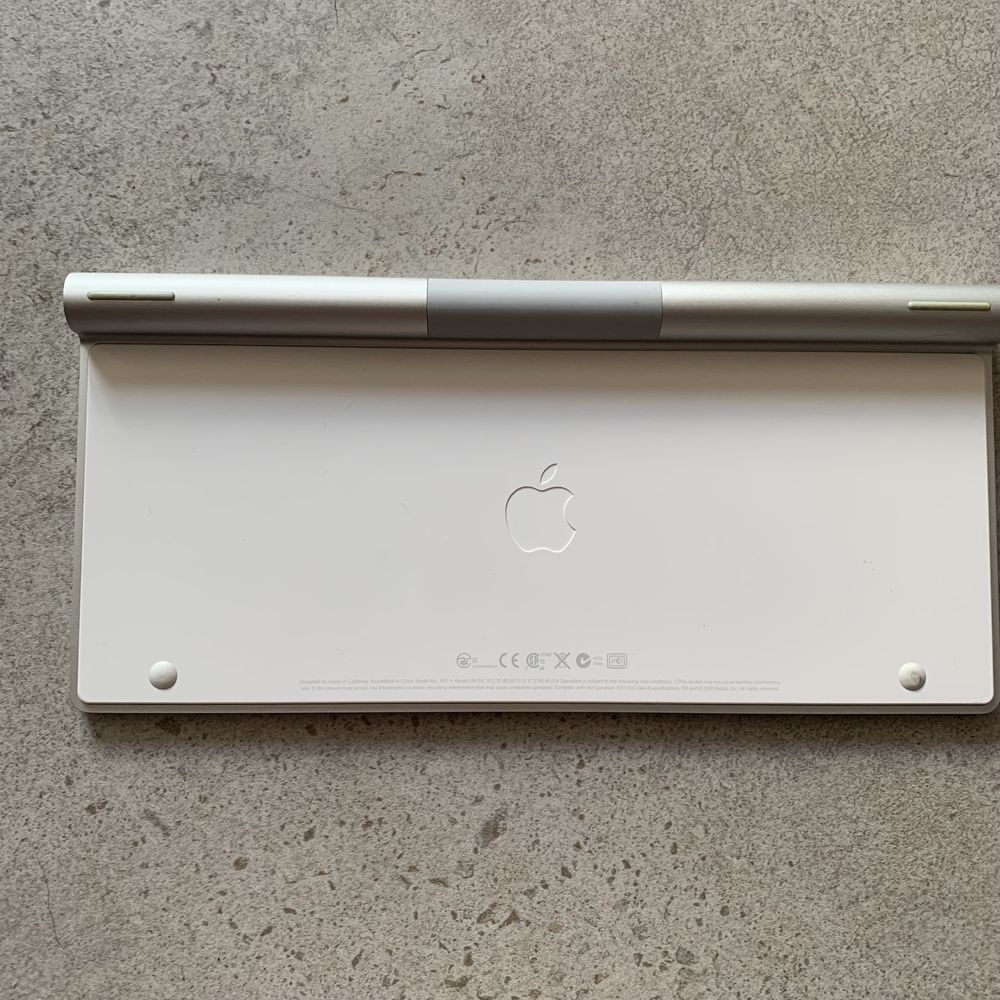 Безпровідна блутуз клавіатура A1314 apple wireless keybord silver imac